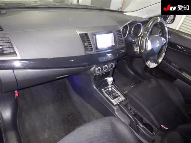 MITSUBISHI GALANT FORTIS