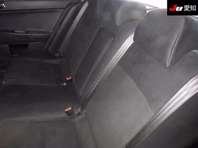 MITSUBISHI GALANT FORTIS