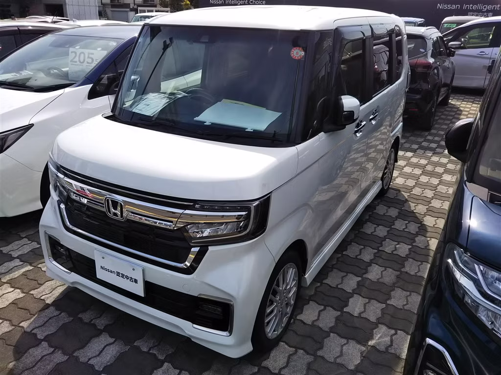 HONDA N-BOX