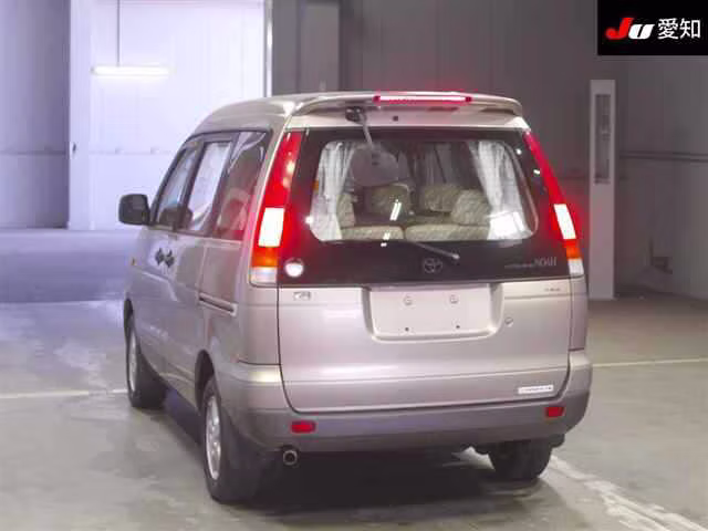 TOYOTA LITE ACE NOAH