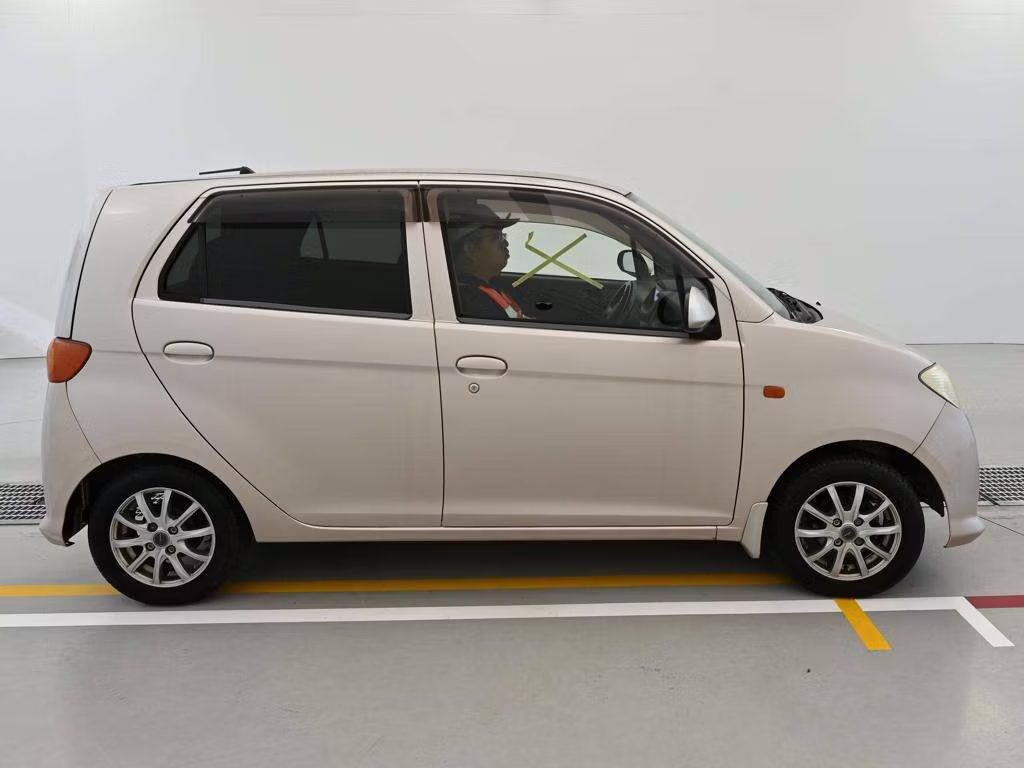 DAIHATSU MAX