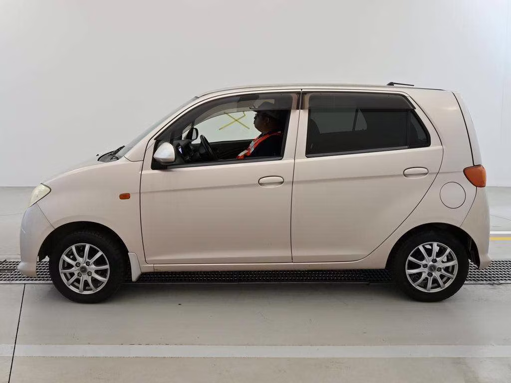 DAIHATSU MAX