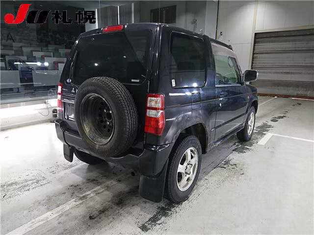 MITSUBISHI PAJERO MINI