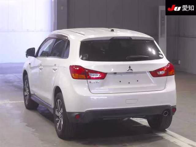 MITSUBISHI RVR