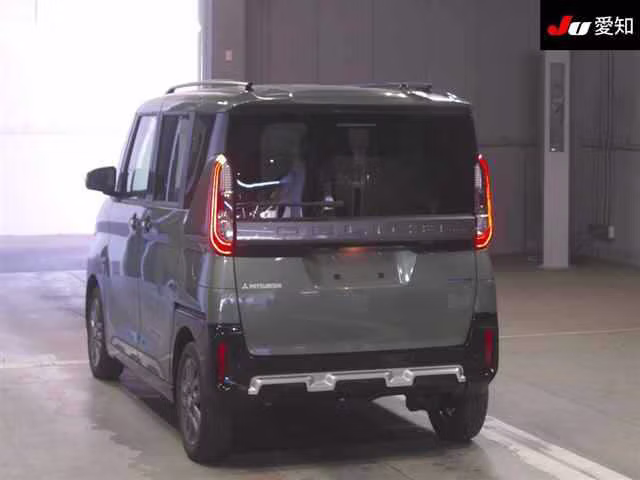 MITSUBISHI DELICA MINI