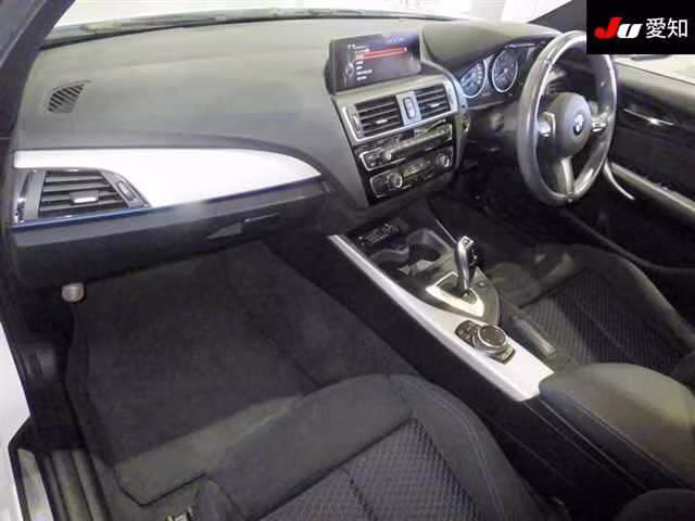 BMW 1-SERIES