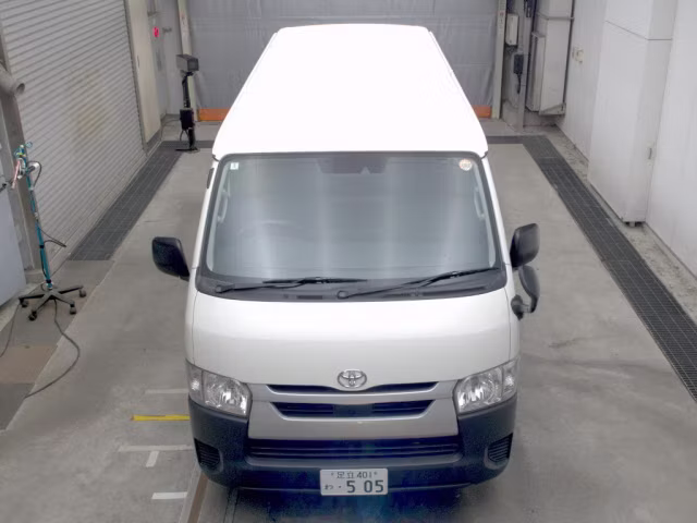 TOYOTA REGIUS ACE