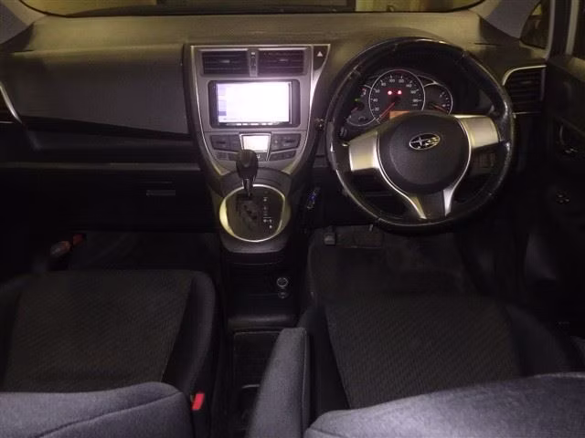 SUBARU TREZIA