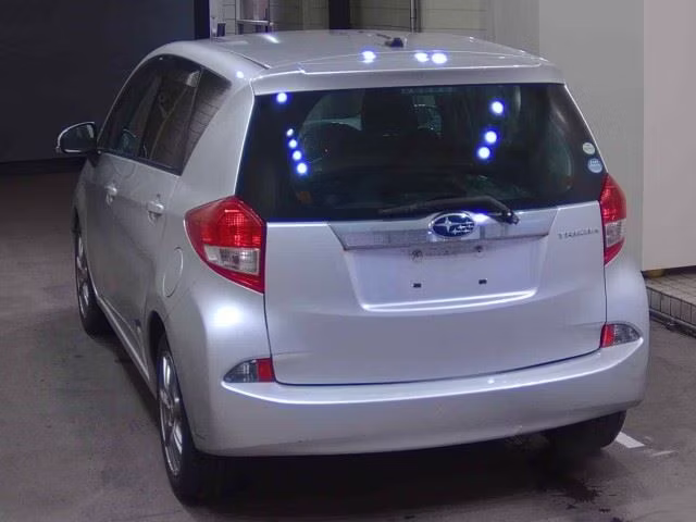 SUBARU TREZIA