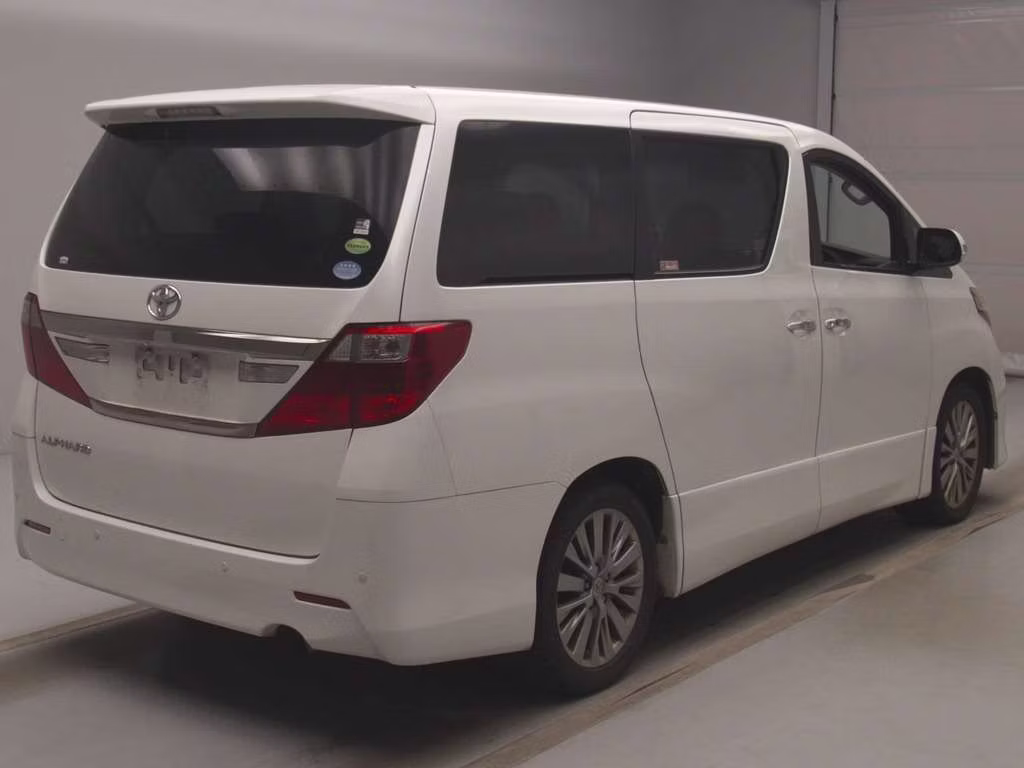 TOYOTA ALPHARD