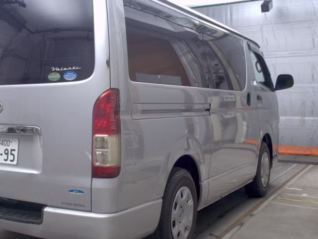 TOYOTA REGIUS ACE