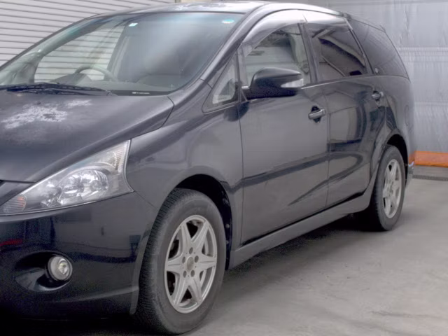 MITSUBISHI GRANDIS