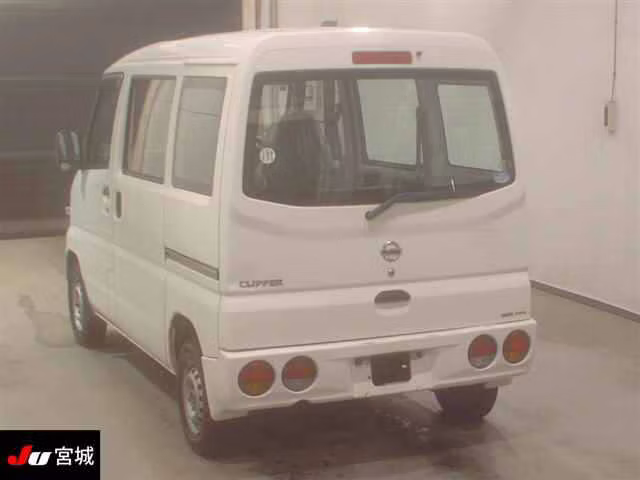 NISSAN CLIPPER
