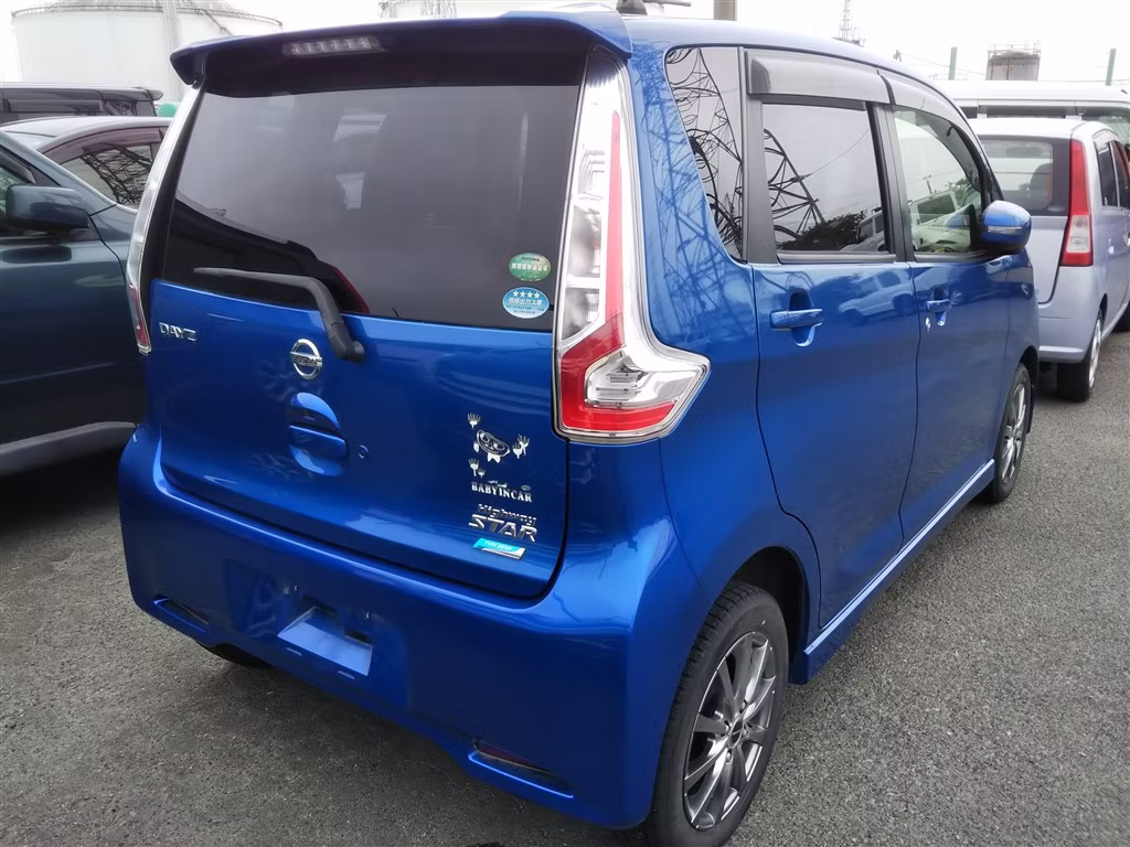 NISSAN DAYZ