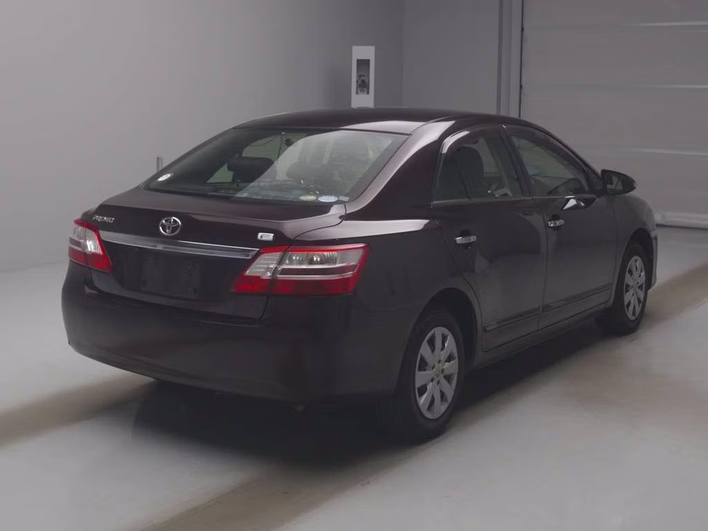 TOYOTA PREMIO