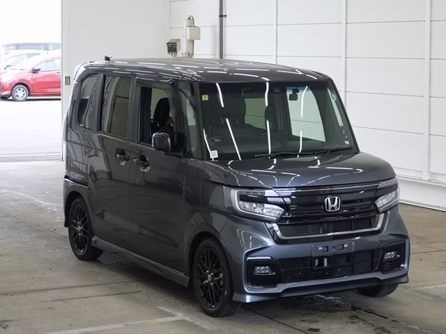 HONDA N-BOX