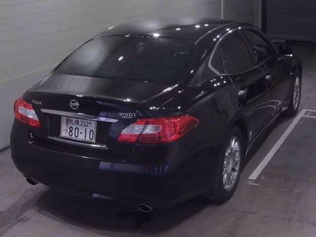 NISSAN FUGA