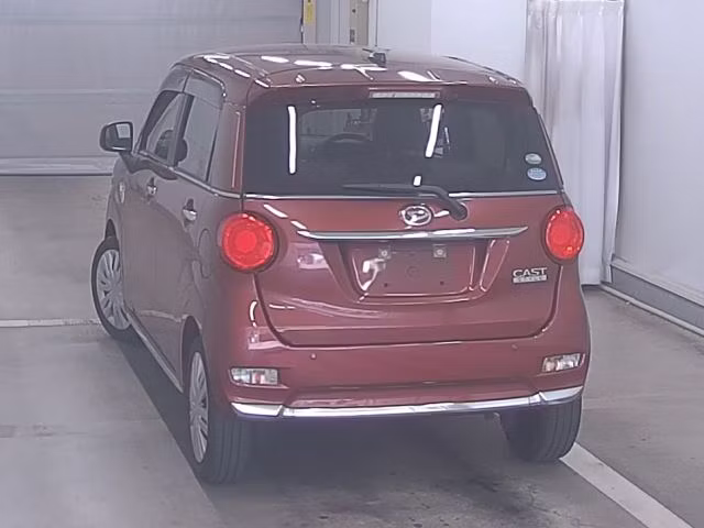 DAIHATSU CAST