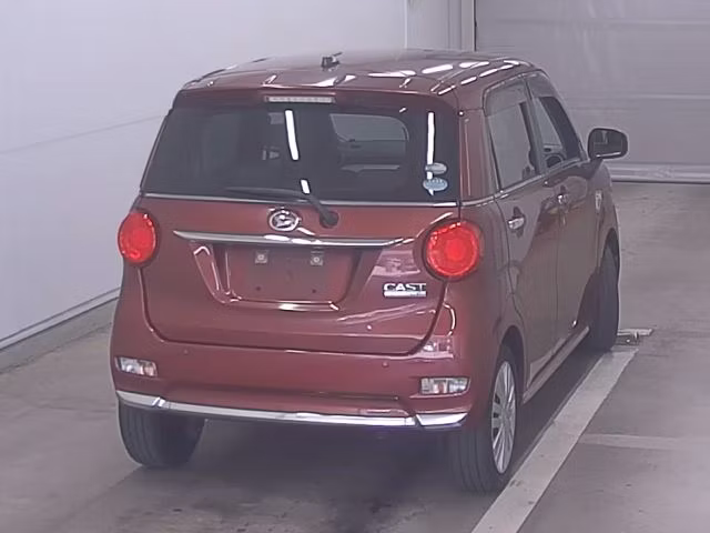 DAIHATSU CAST