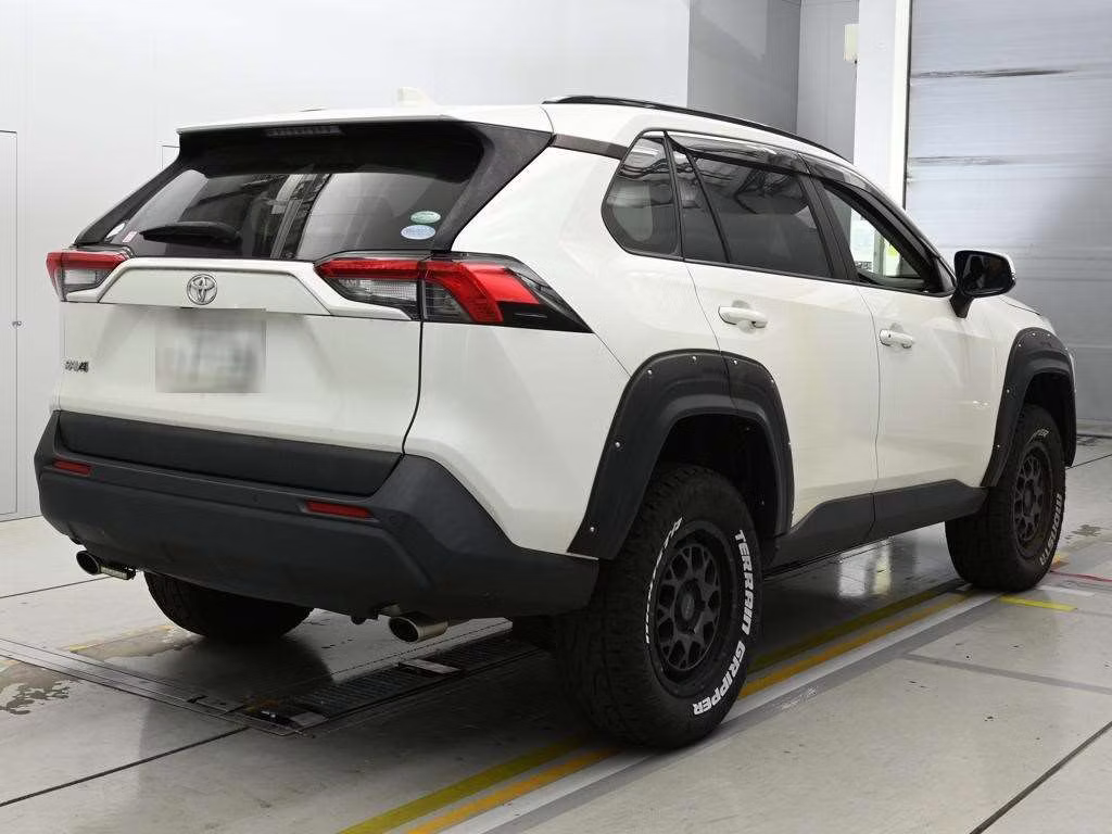 TOYOTA RAV4
