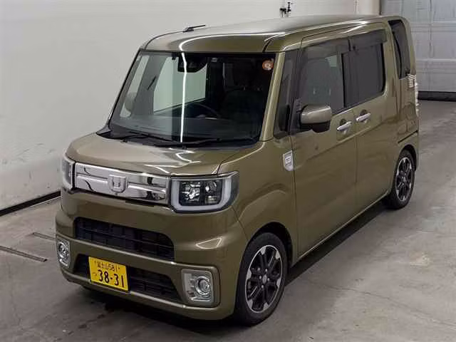 DAIHATSU WAKE