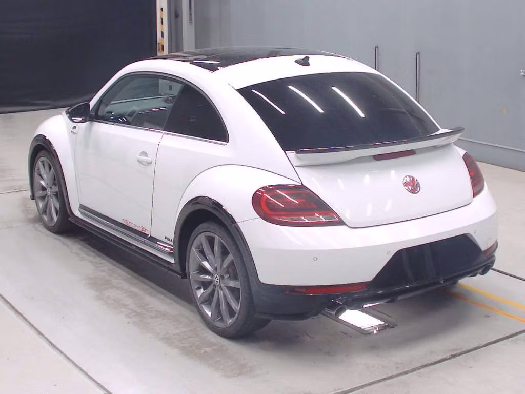 VOLKSWAGEN BEETLE