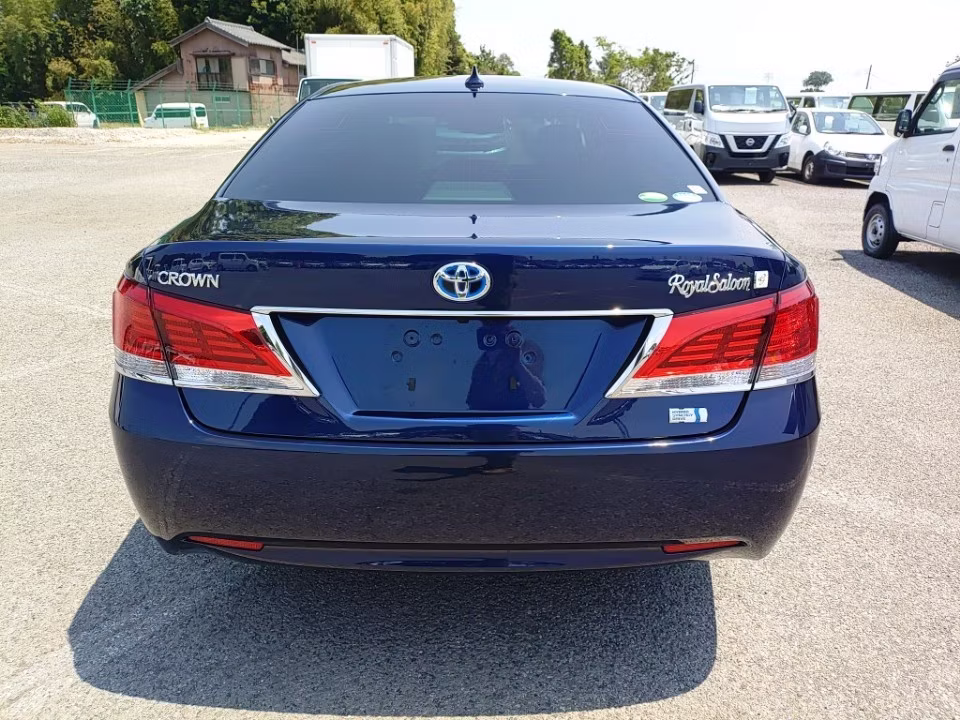 TOYOTA CROWN