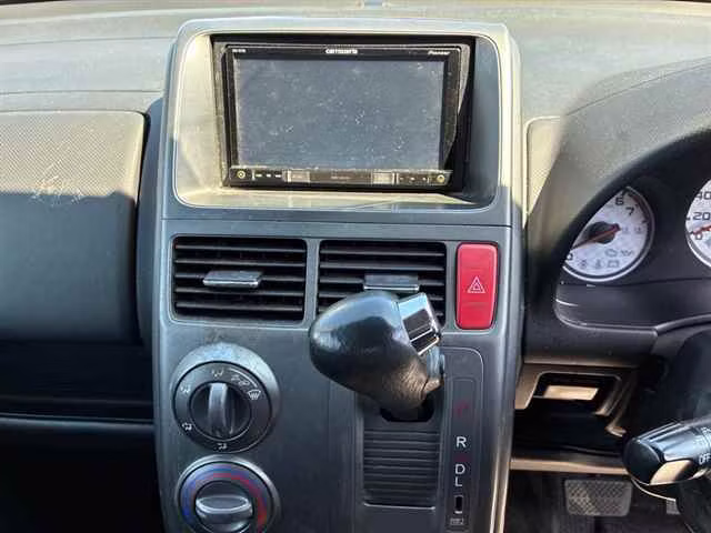HONDA MOBILIO SPIKE