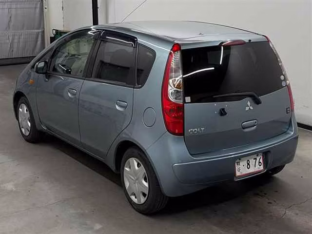 MITSUBISHI COLT