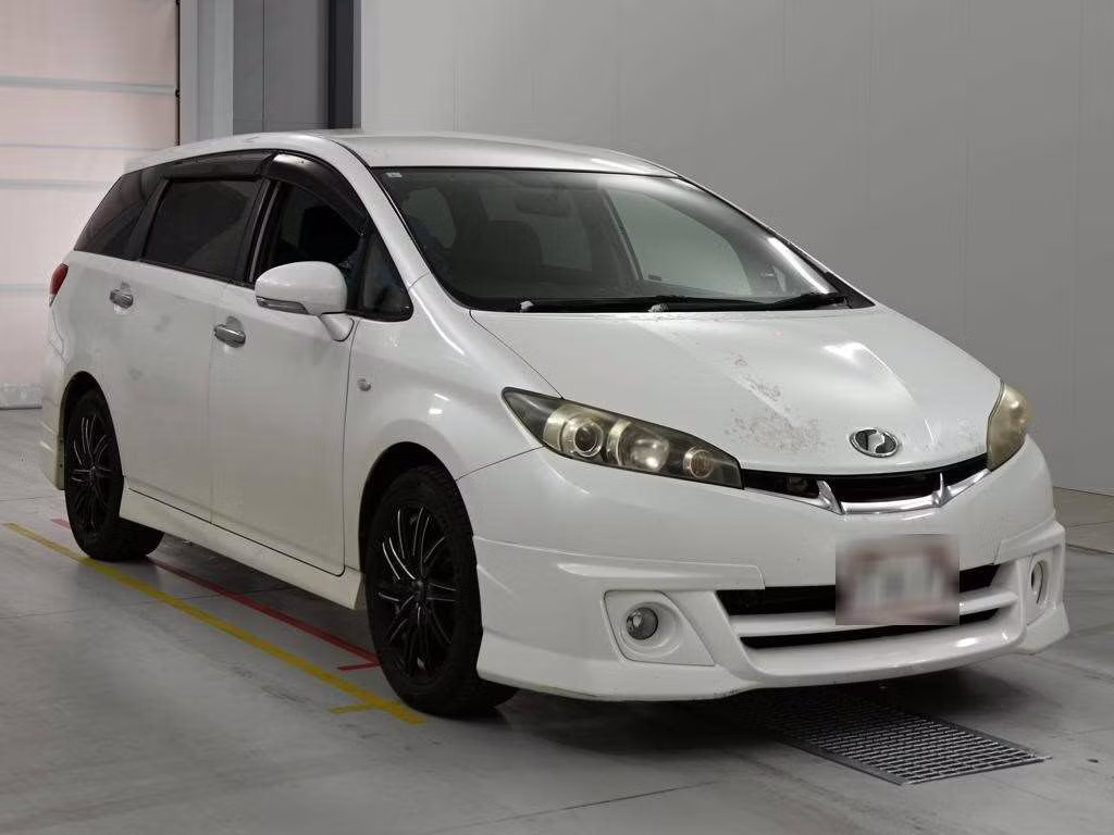 TOYOTA WISH