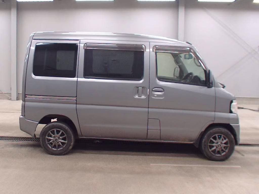 MITSUBISHI MINICAB