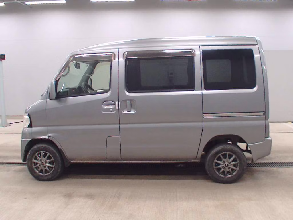 MITSUBISHI MINICAB