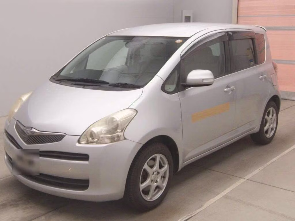TOYOTA RACTIS