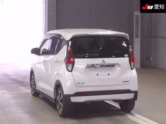 MITSUBISHI EK X
