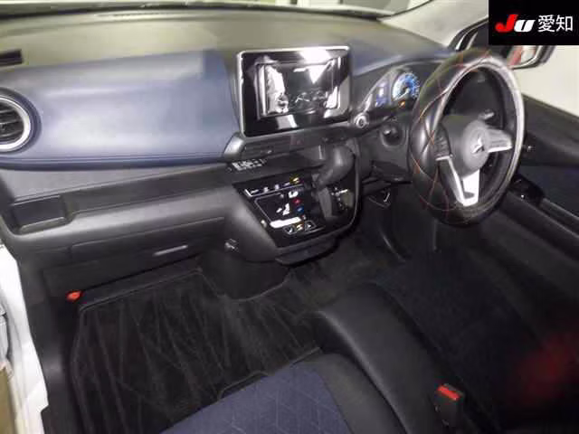 MITSUBISHI EK X