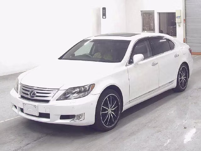 LEXUS LS600H