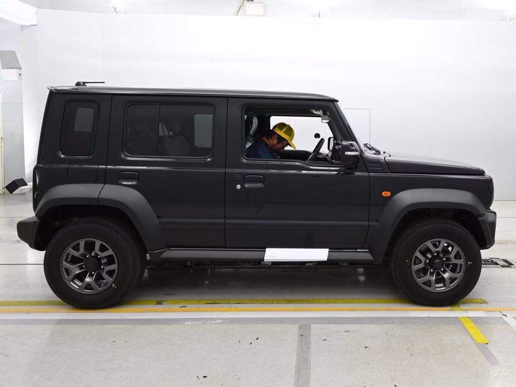 SUZUKI JIMNY