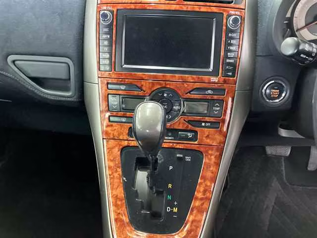 TOYOTA BLADE