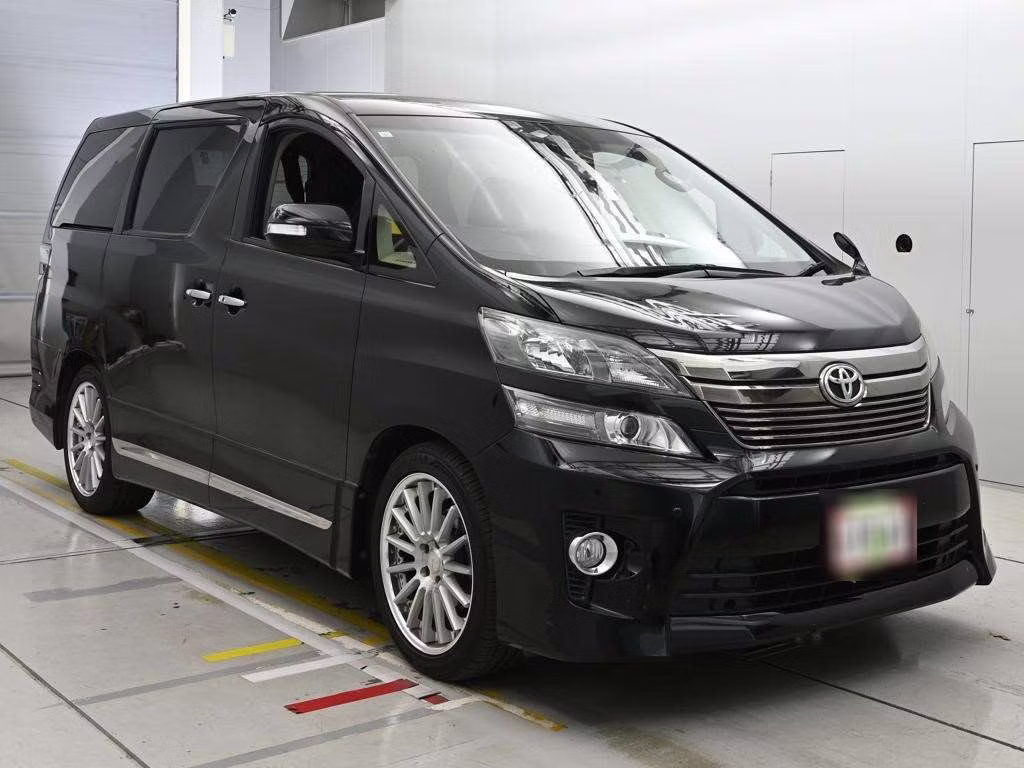 TOYOTA VELLFIRE