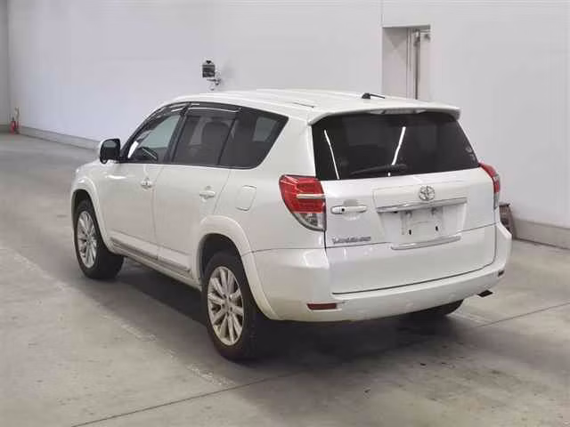 TOYOTA VANGUARD