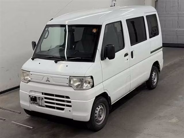 MITSUBISHI MINICAB