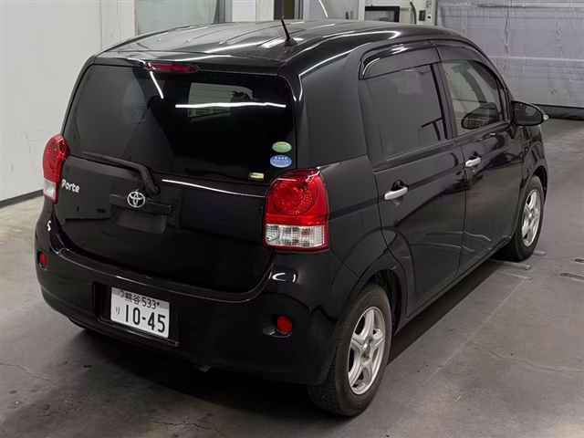 TOYOTA PORTE