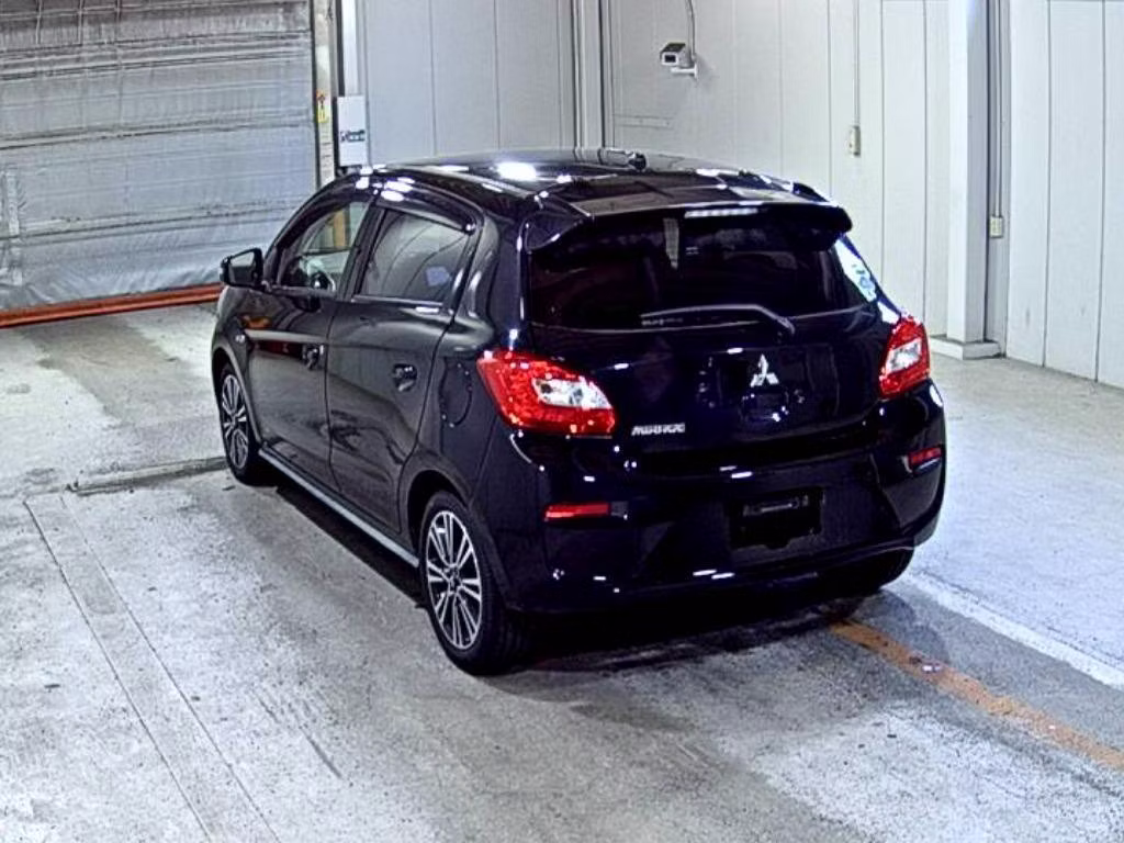 MITSUBISHI MIRAGE