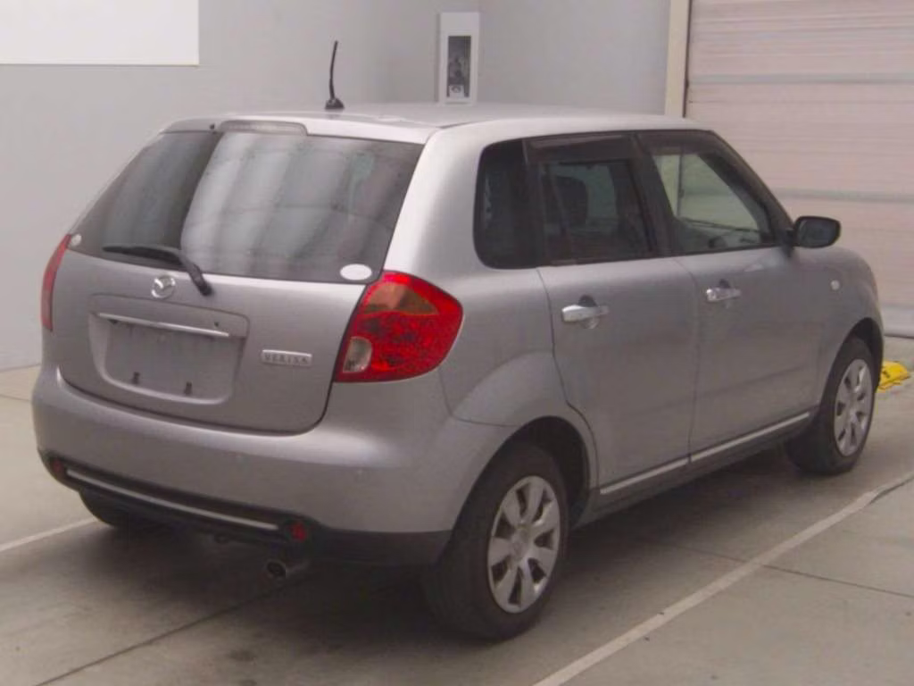 MAZDA VERISA