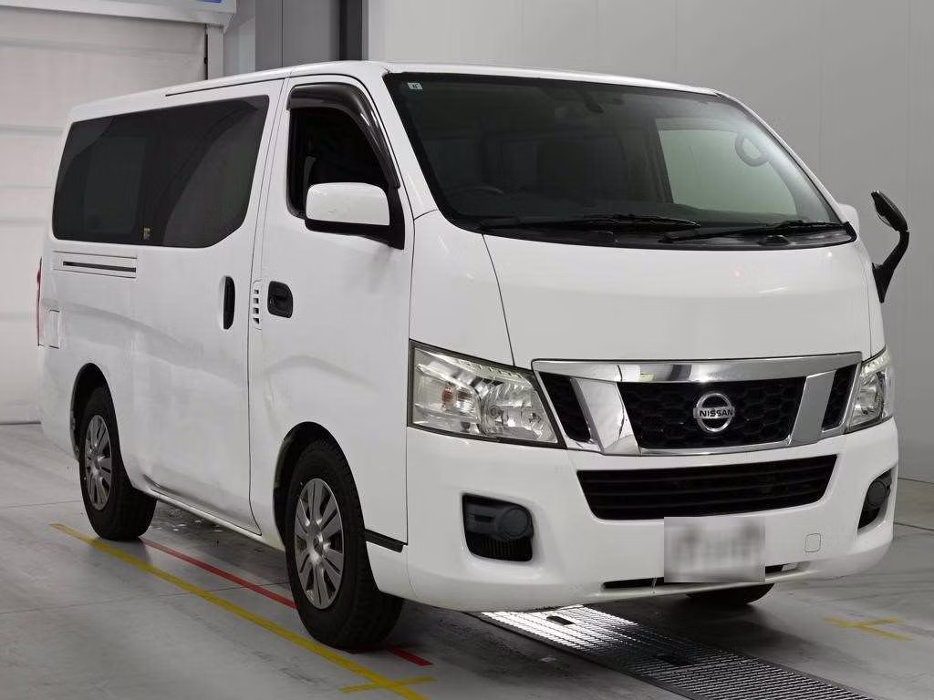 NISSAN NV350 CARAVAN