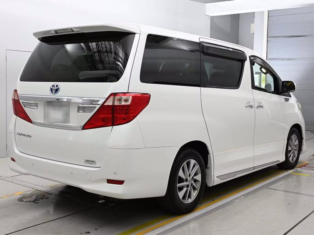 TOYOTA ALPHARD