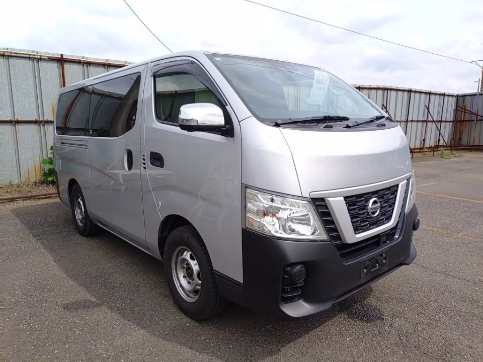 NISSAN NV350 CARAVAN