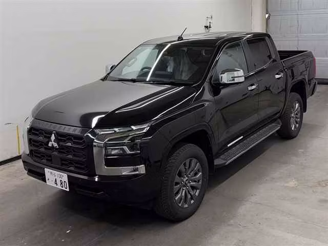 MITSUBISHI TRITON