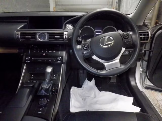 LEXUS IS250
