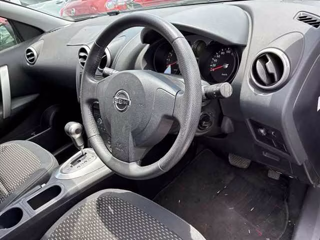 NISSAN DUALIS